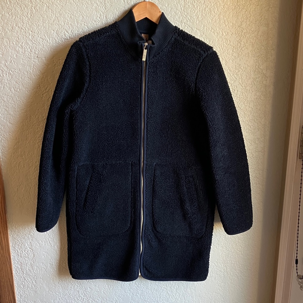 Women's Black Zip-Up Jacket